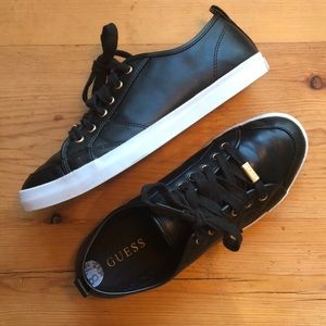GUESS black lace up sneaker